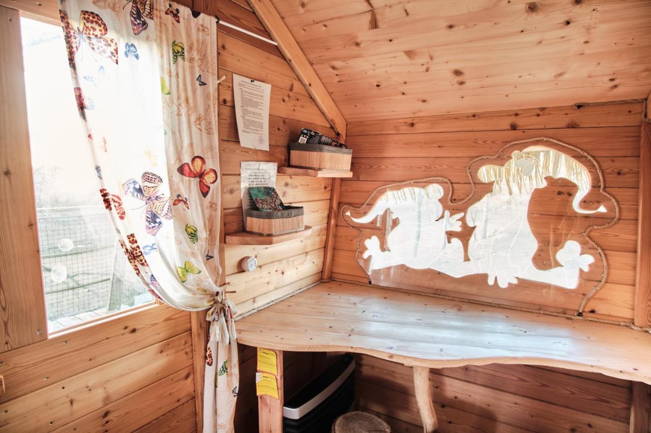 Вилла Treehouse Kremilek Jesenice  Экстерьер фото