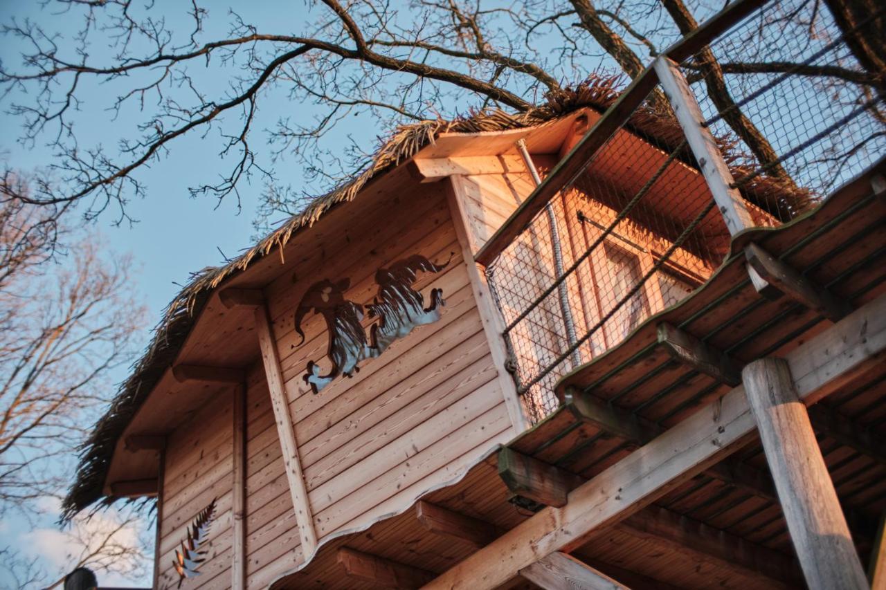 Вилла Treehouse Kremilek Jesenice  Экстерьер фото